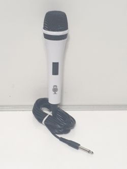 Dynamic Karaoke Microphone 1/4inch Connection ON/Off Switch. All Works Great