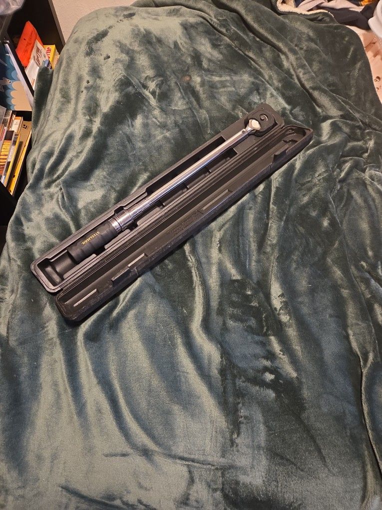 30lb/250lb Steel man torque wrench half inch drive