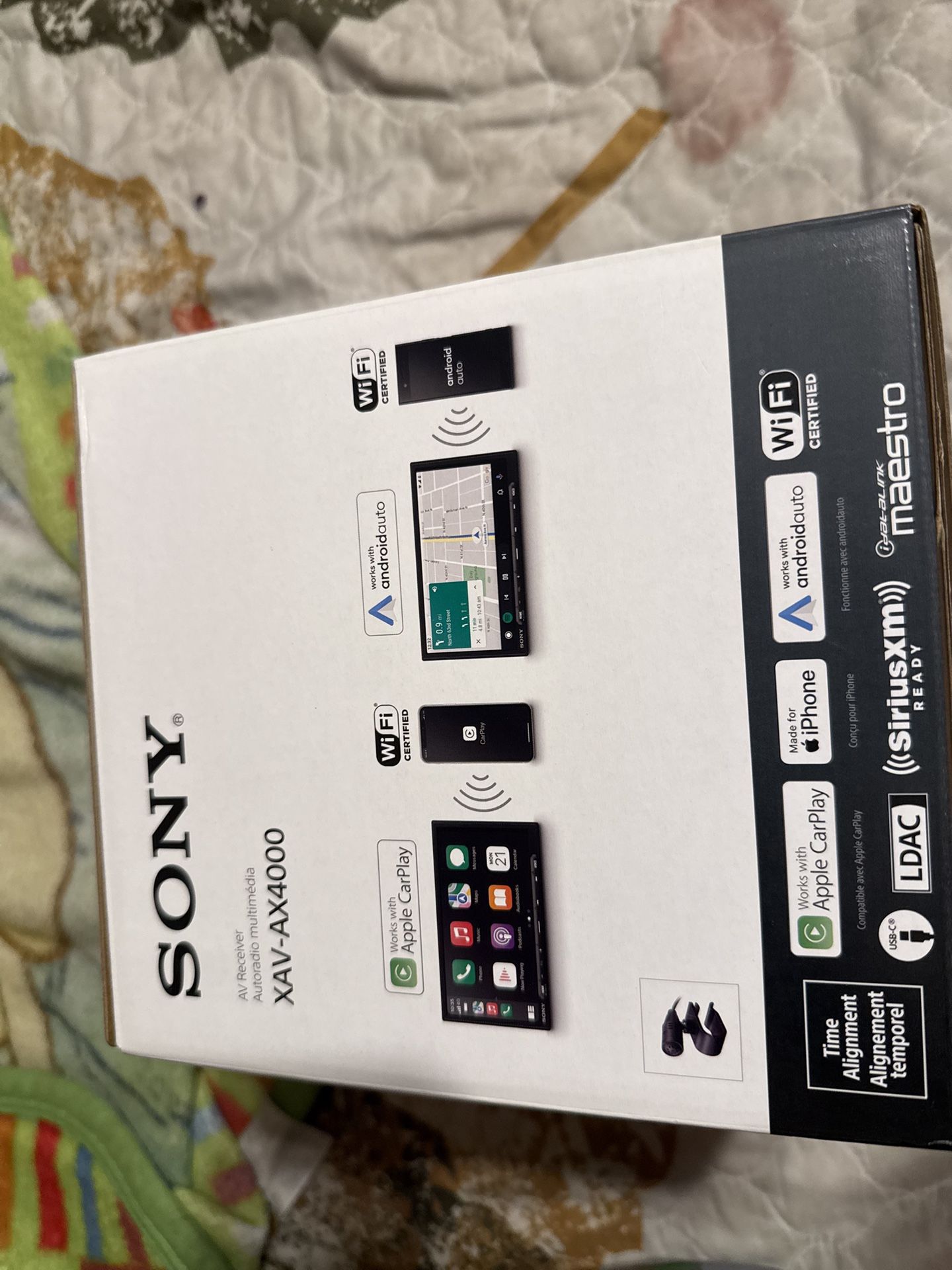 Sony XAV-AX4000 Car Stereo 