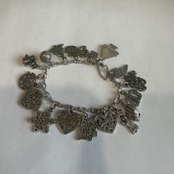 James Avery Charms And Bracelet Size S