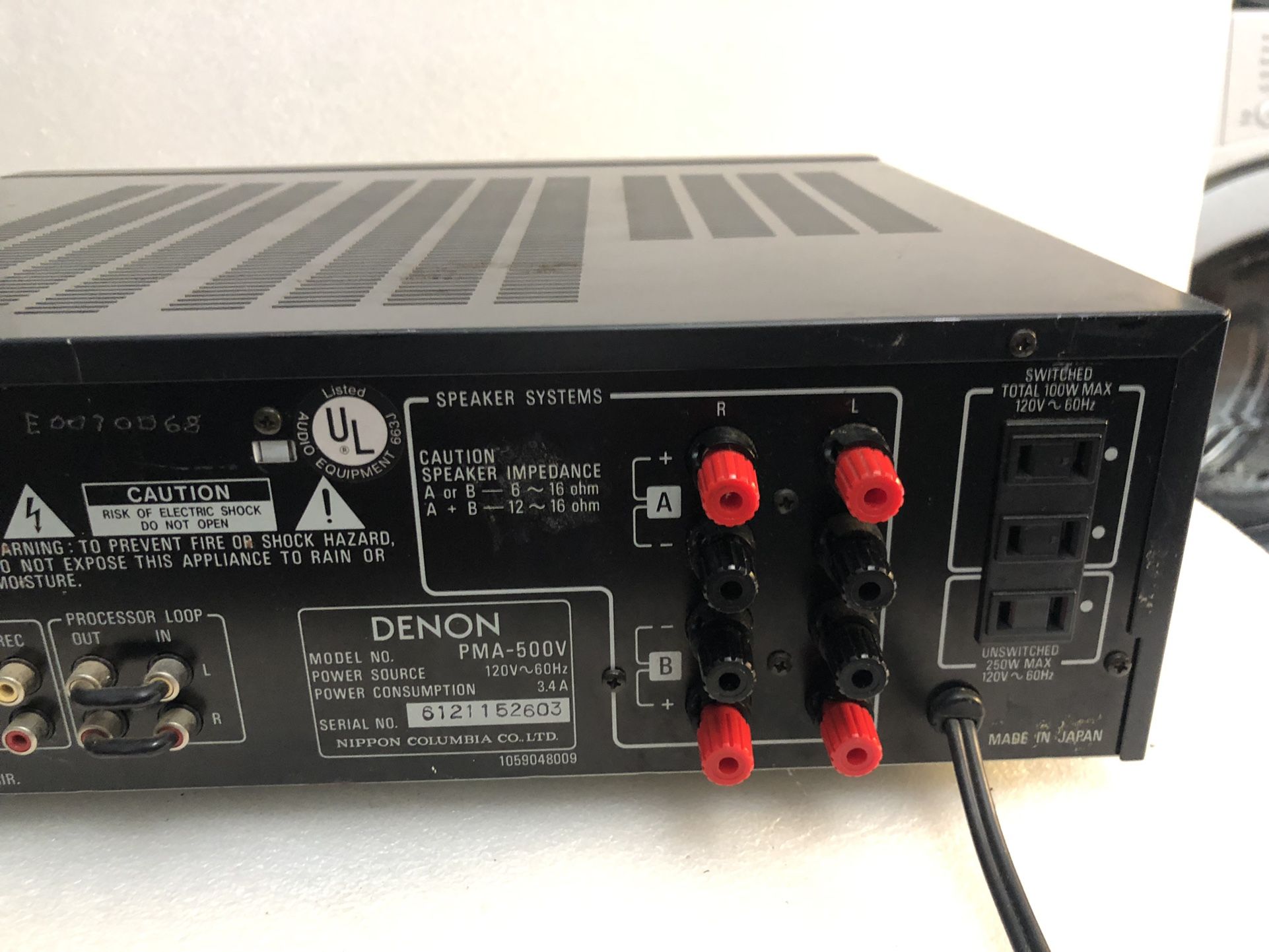 Amplificateur Stéréo Denon PMA-500V – Vintage, Occasion, Bon état