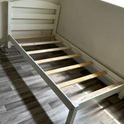 Twin Bed 