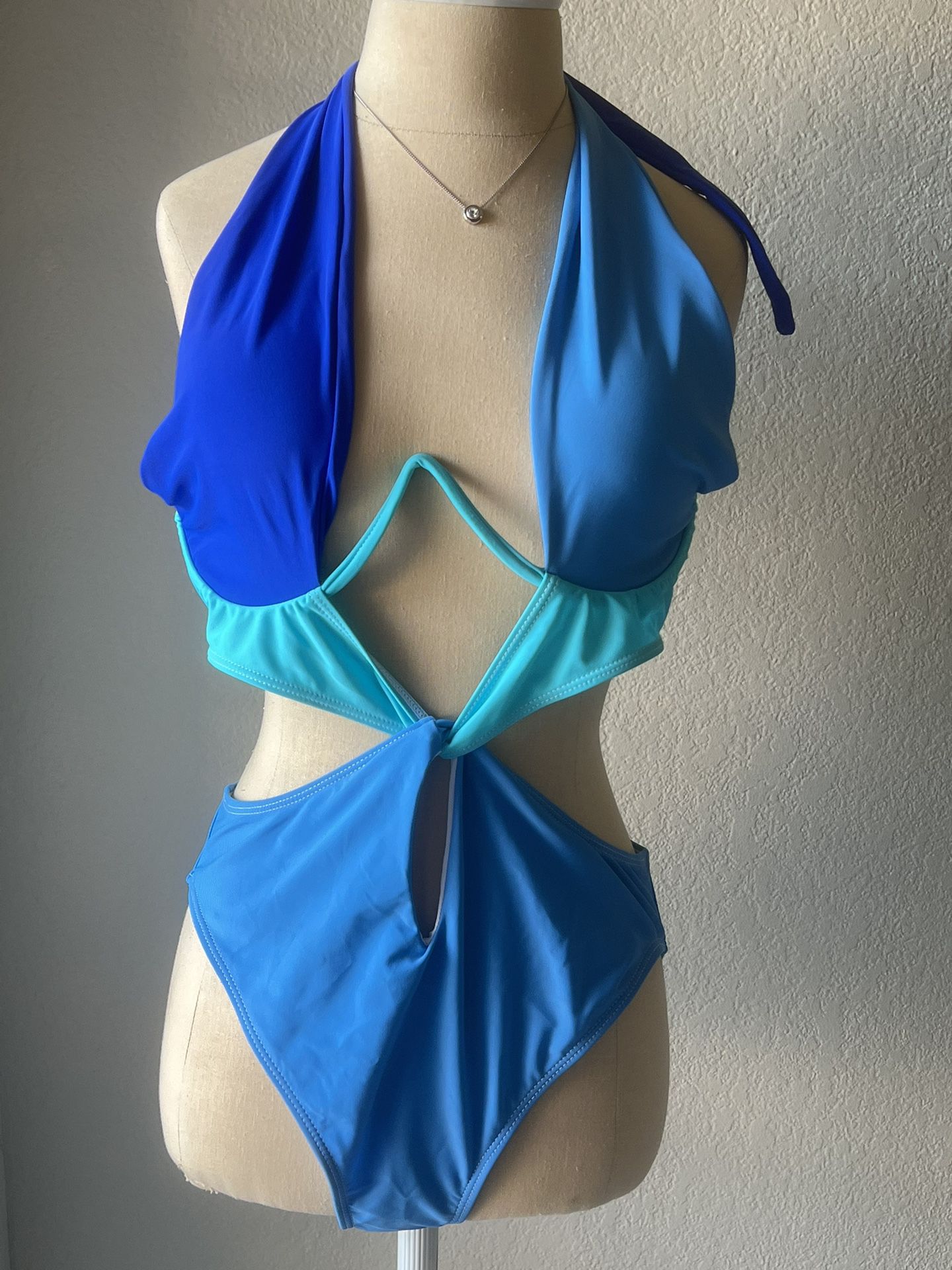 Women's L Blue Halter One-Piece Swimsuit Twist-Front Tie-Up High-Waisted