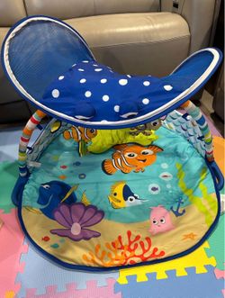 Various Newborn Items For Sale