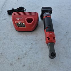 Milwaukee 12v Ratchet Kit Combo W 4.0 Battery And Charger 