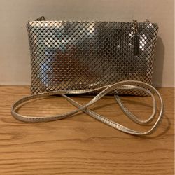 Whiting And Davis Clutch Silver Bag Purse With Shoulder Strap 8“ X 5“ B9