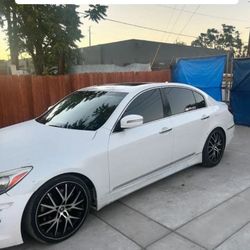 2012 Hyundai Genesis