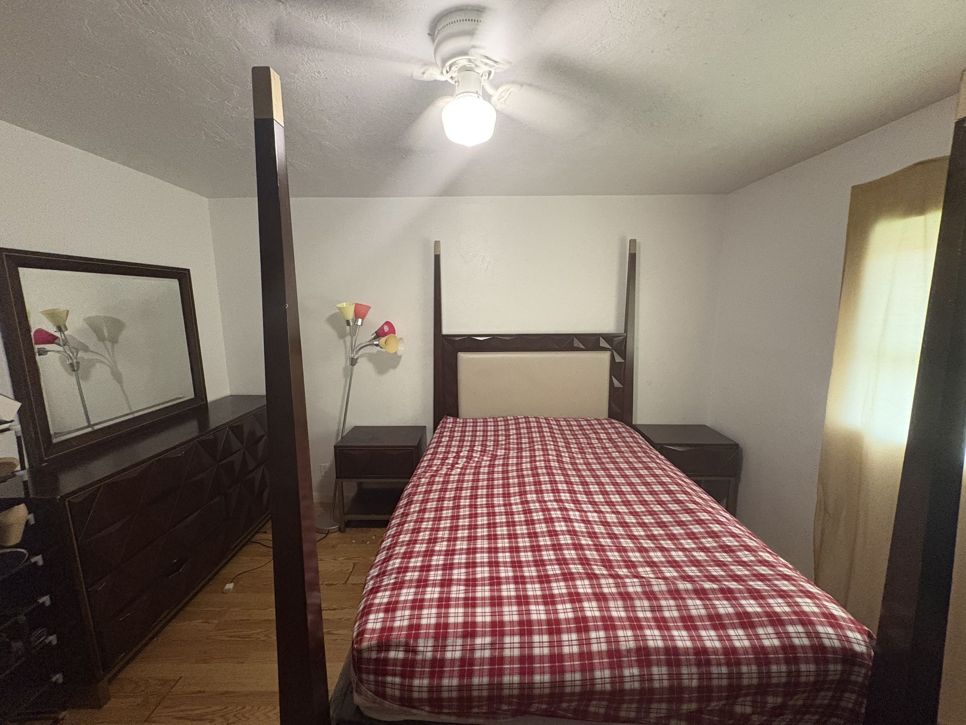 Queen Bed Set
