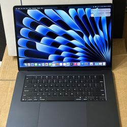 MacBook Air 15 2025 M4 16gb Ram 512 gb ssd midnight 