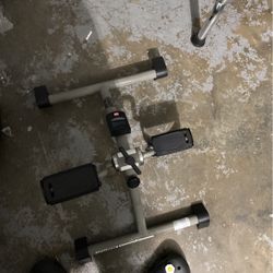 Exercise Pedal Golds Gym