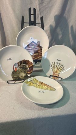 Rae Dunn Thanksgiving Plates