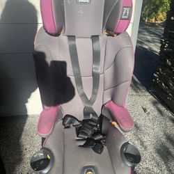 Chicco Harness Booster