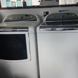 Whirlpool Washer And Dryer Set 