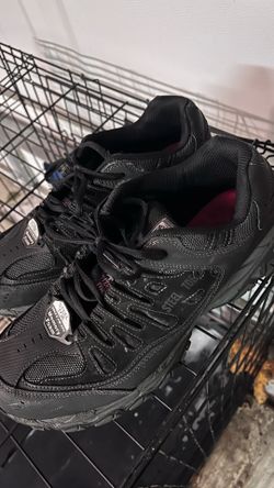 Steel toe shoes