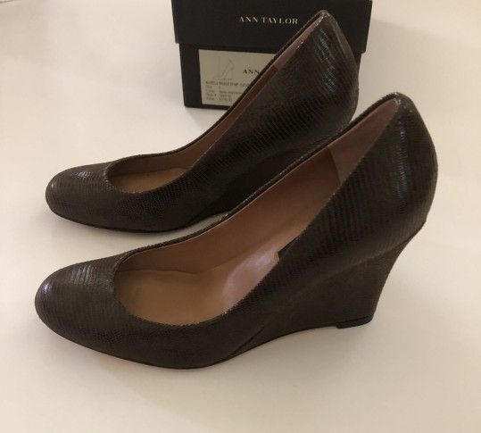 3 Pairs Of Barely Worn Size 9 Shoes