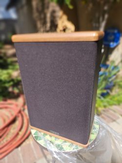 The Baby Advent Bookcase Speakers