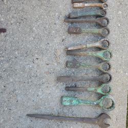 Striking And Sligger Wrenches 