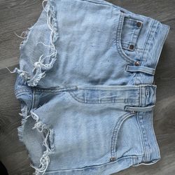 Levi Denim Shorts 