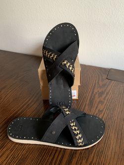 Size:9 New Women UGG Sandals  Talla:9 Sandalias UGG Nuevas De Mujer   Oxnard, Ca 93033 $45