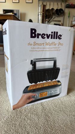 NEW IN BOX Breville 4-square the smart waffle pro
