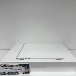 Apple MacBook Air M2 Chip Laptop  - Pay $5 DOWN AVAILABLE - NO CREDIT NEEDED