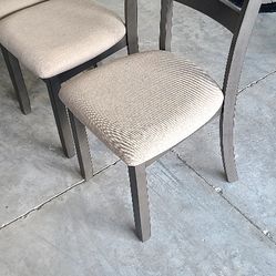 4 Wooden Dining Chairs 