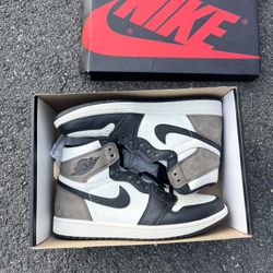 Jordan 1 Retro Dark Mocha Sz 9 ☕️