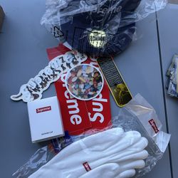 Supreme Accessories 