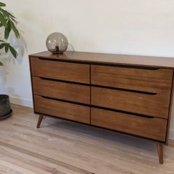 New 58’ Mcm Dresser / Feee Delivery 