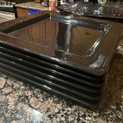 Dinner Plates / Chargers 