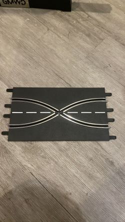 124 slot track cross