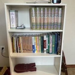 Bookshelf 