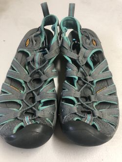 Size 7 1/2 - KEEN Waterproof Sandel / Shoes