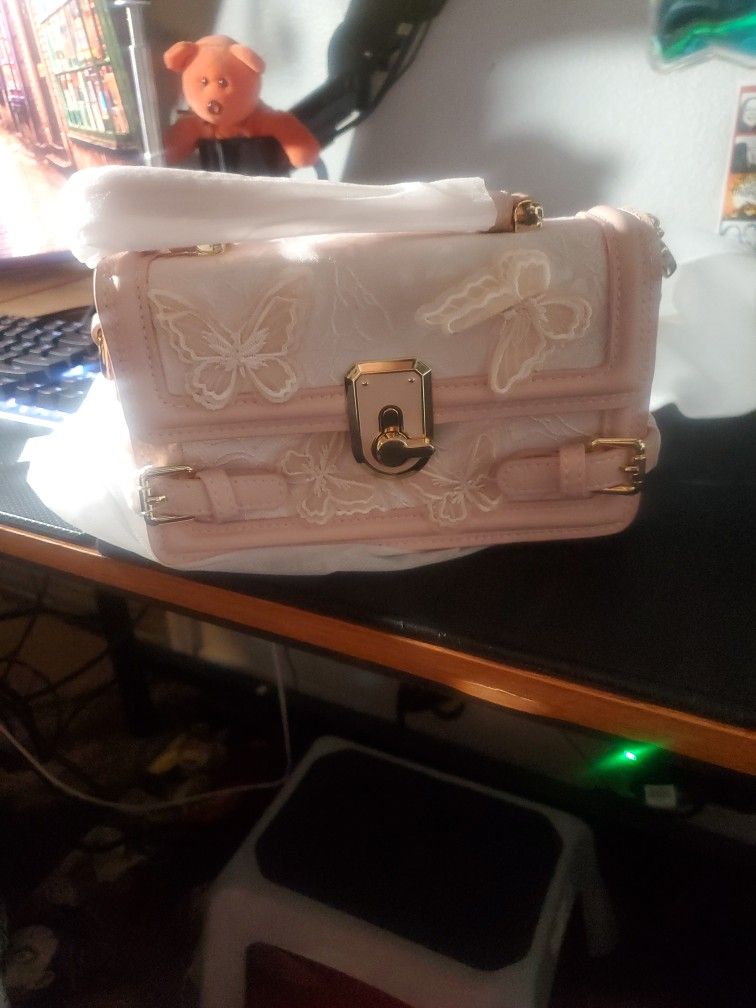 Woman's Hand Bag
