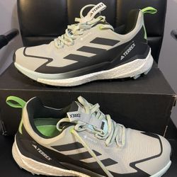 Adidas Terrex Hiking Size 8/9/10/11 Men’s $75