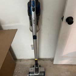 Shark vacuum, Originally Purchased From Costco