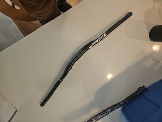 Truvative Descendant Carbon Bar