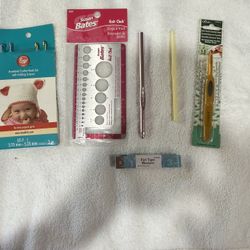Crochet Hooks And Accessories 