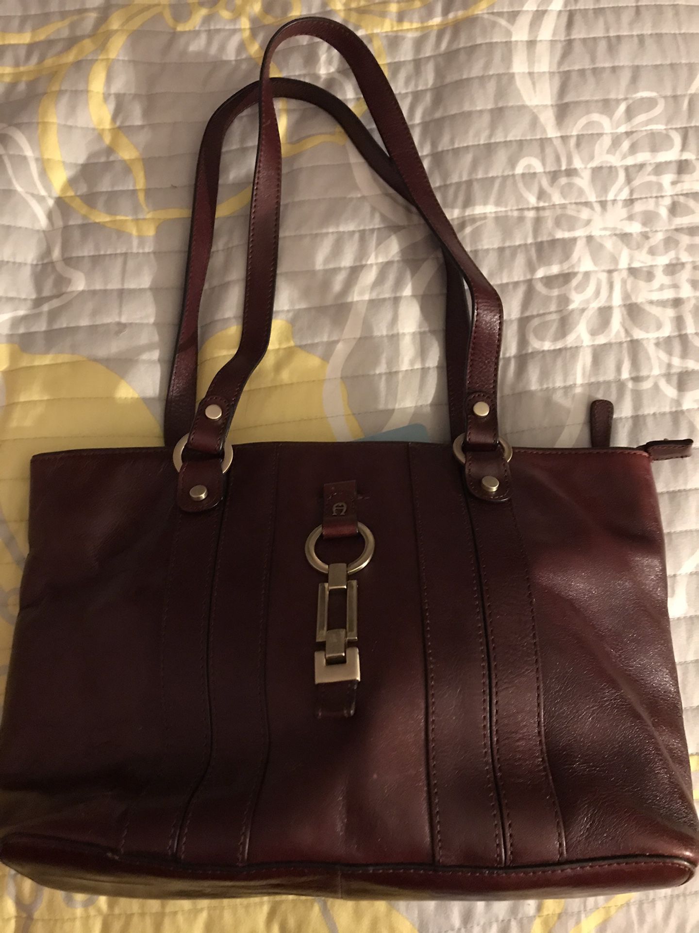 Etienne Angier leather purse