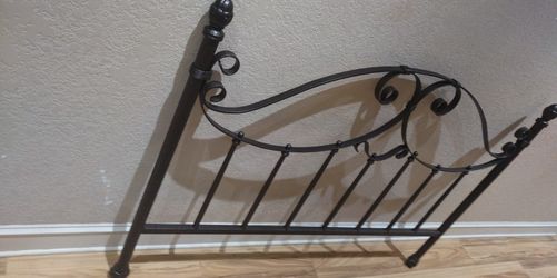 Come And Get It!!!! Used Pewter Head And Foot Board