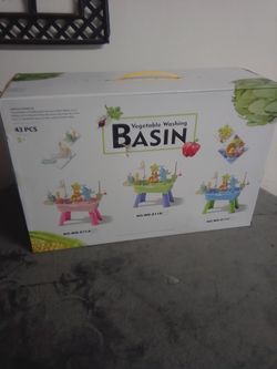 Vegetable Washing Basin Toy Set WD-811A -Open Box