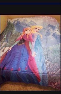 Colcha Reversible De Frozen Tamaño Full/queen En Muy Buenas Condiciones  $25