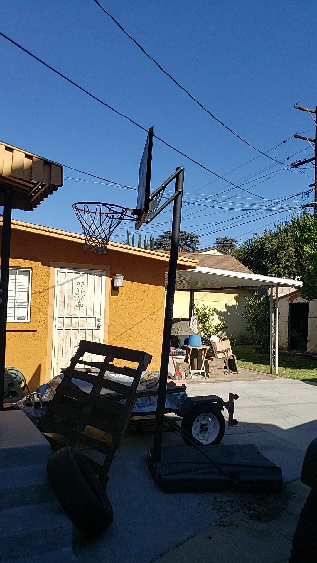 Lifetime Basketball Hoop quick adjust