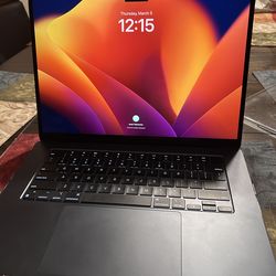 MacBook Air M3 (15-inch, Early 2024) – 8-Core CPU / 10-Core GPU
