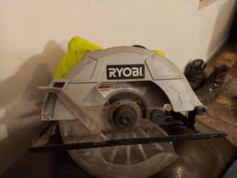 Ryobi circular saw CSB 125 $25 firm