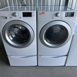 Kenmore Like New Front Load Washer And Dryer Electric Dryer Set With Pedestals 