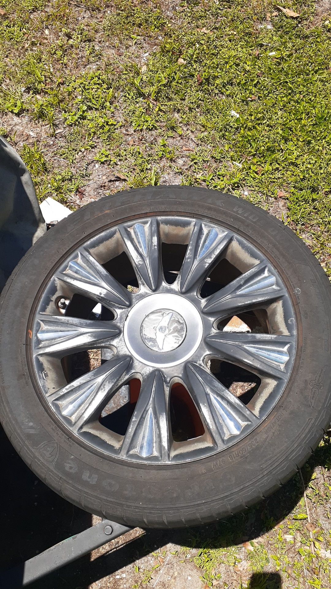 I h@ve 4 wheels with tire for S@le $200,obo. Hyundai Genesis 2009