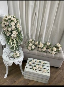 Sola wood wedding flowers