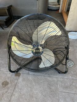 Lasko H20660 20” High Velocity Commercial Floor Fan