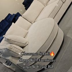 ✨️ Sectionals, 2pc Sofas ✨️ Furniture Queen Bedrooms, Dining Avail